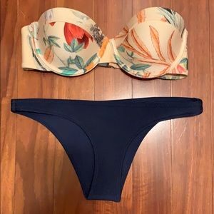 Triangl bandeau bikini